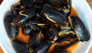 buttery steamed mussels