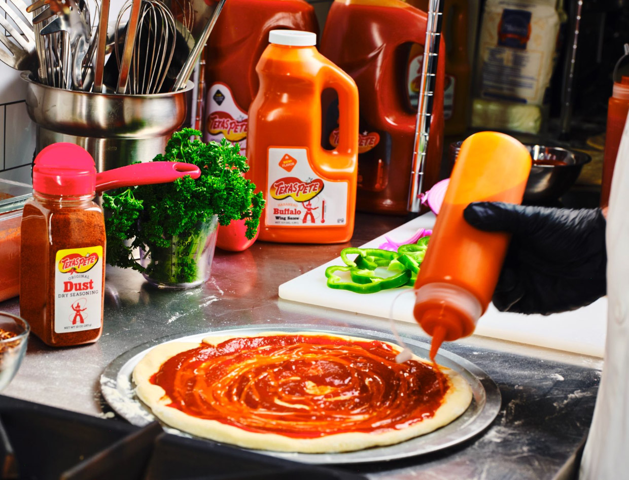 From a Texas Pete® Spicy Chicken Sandwich, to a Texas Pete® Spicy Burger, use the same sauce across multiple dayparts.